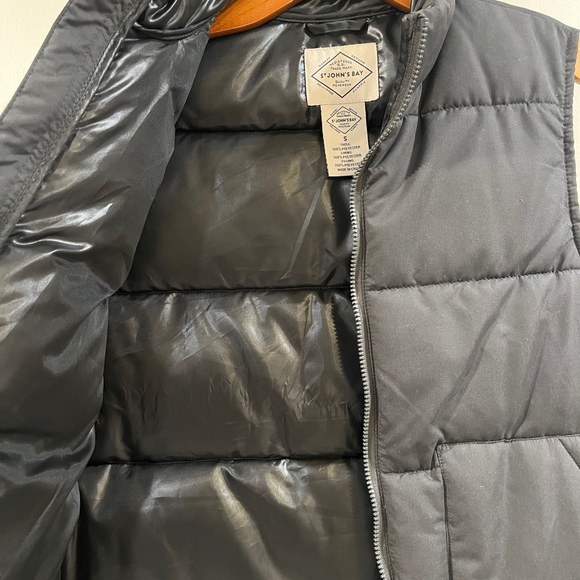 Charcoal Puffy Vest S - Picture 3 of 3